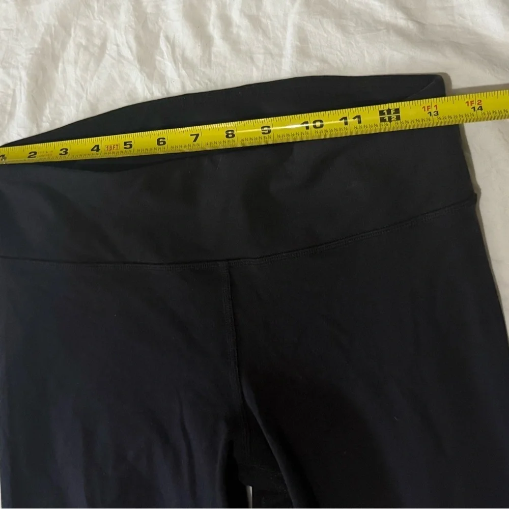 ALO Yoga Black Leggings Athletic Wear